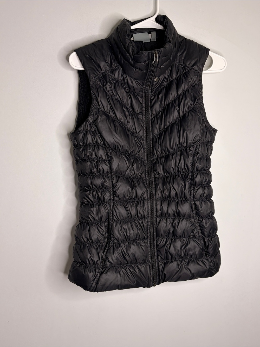 Athleta Goose Down Fill Vest Black Quilted Puffer Outerwear Zip Front Small
